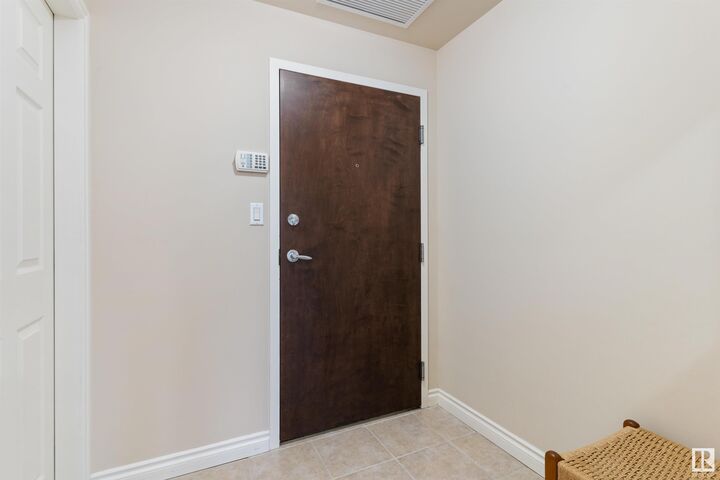 Property Photo:  9020 Jasper Avenue NW 408  AB T5H 3S8 