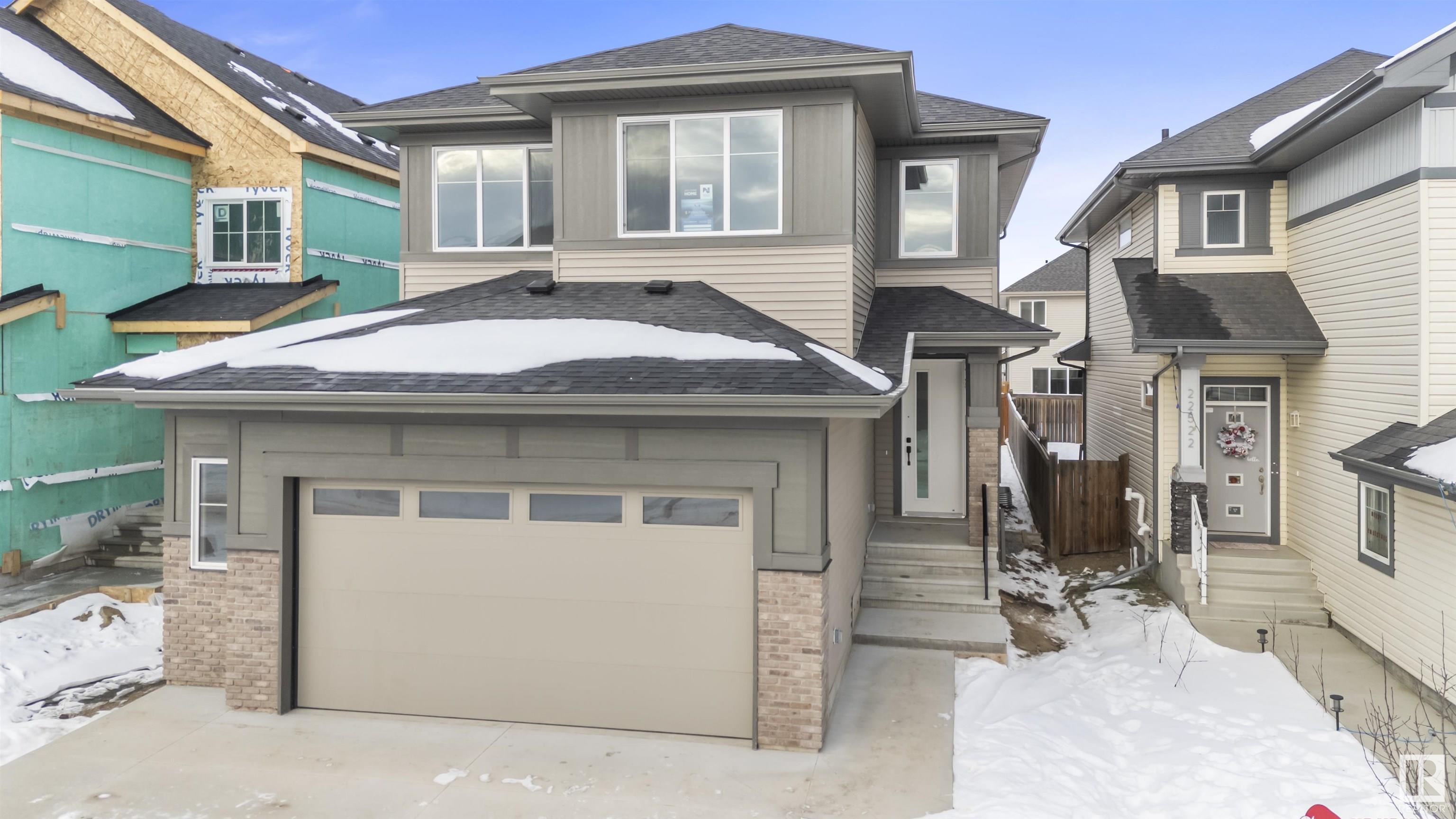 Photo de la propriété: 22526 98A Avenue NW AB T5T 7R7