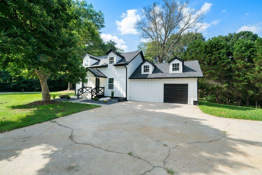 Property Photo: 6488 Nebo Road GA 30141