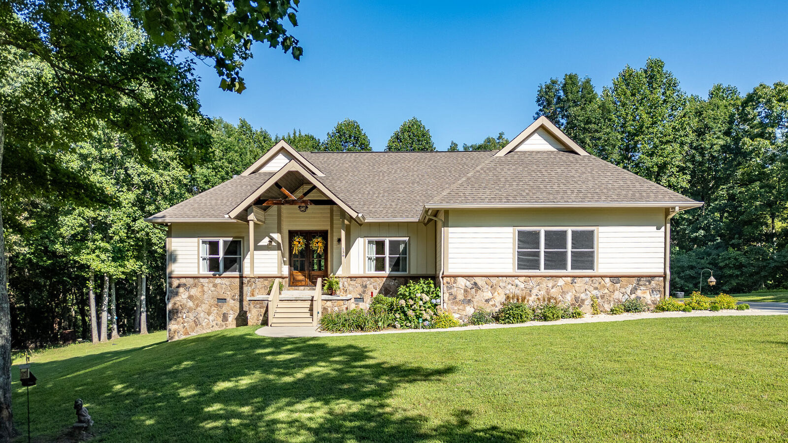 Property Photo:  136 Turkey Trl  TN 37327 