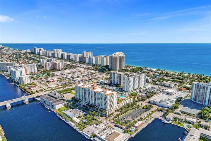 Property Photo:  3020 NE 32nd Ave 418  FL 33308 