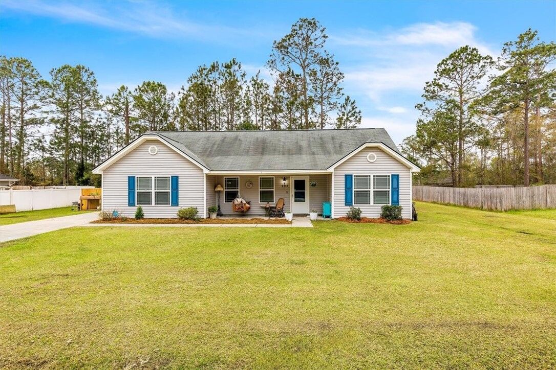 Property Photo: 203 Hendrix Street NE GA 31316
