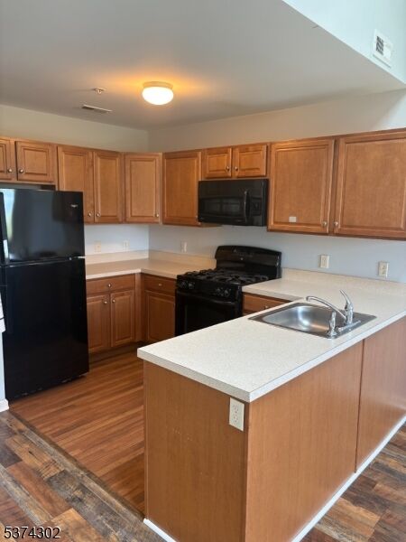 Property Photo: 6 Falkenstein Dr 6 NJ 07462
