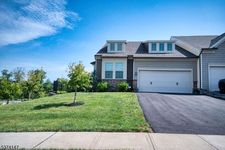 1 Barnett Road  Raritan Twp. NJ 08822 photo