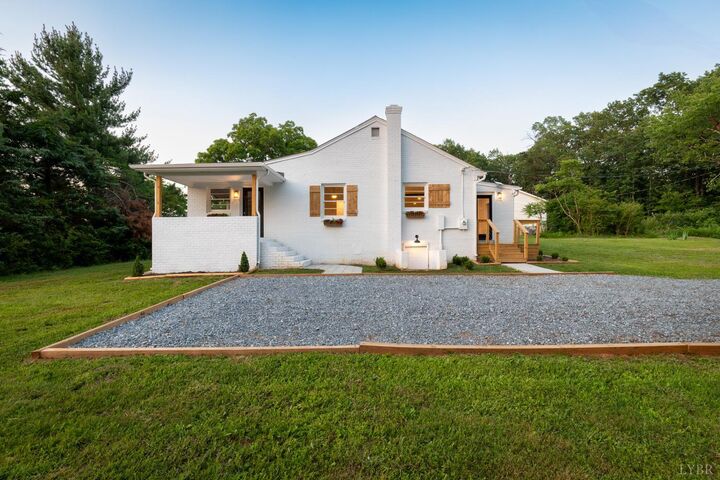 Property Photo:  3806 Richmond  VA 24593 
