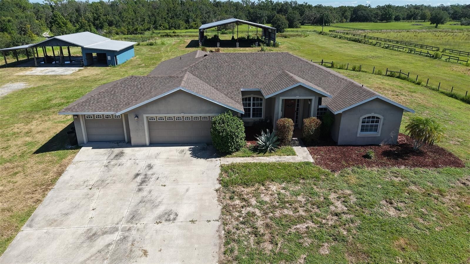 Property Photo: 39505 Taylor Road FL 34251