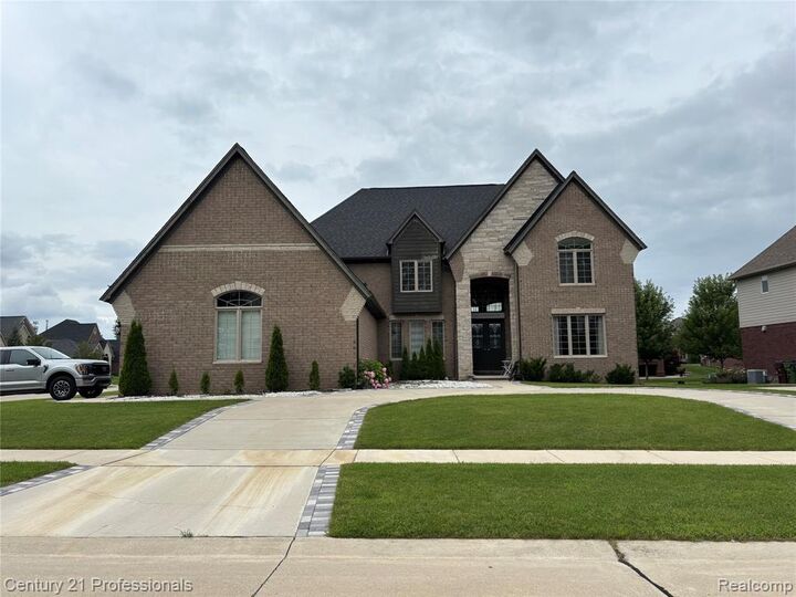 Property Photo:  55667 Lochmoor Drive  MI 48316 6336