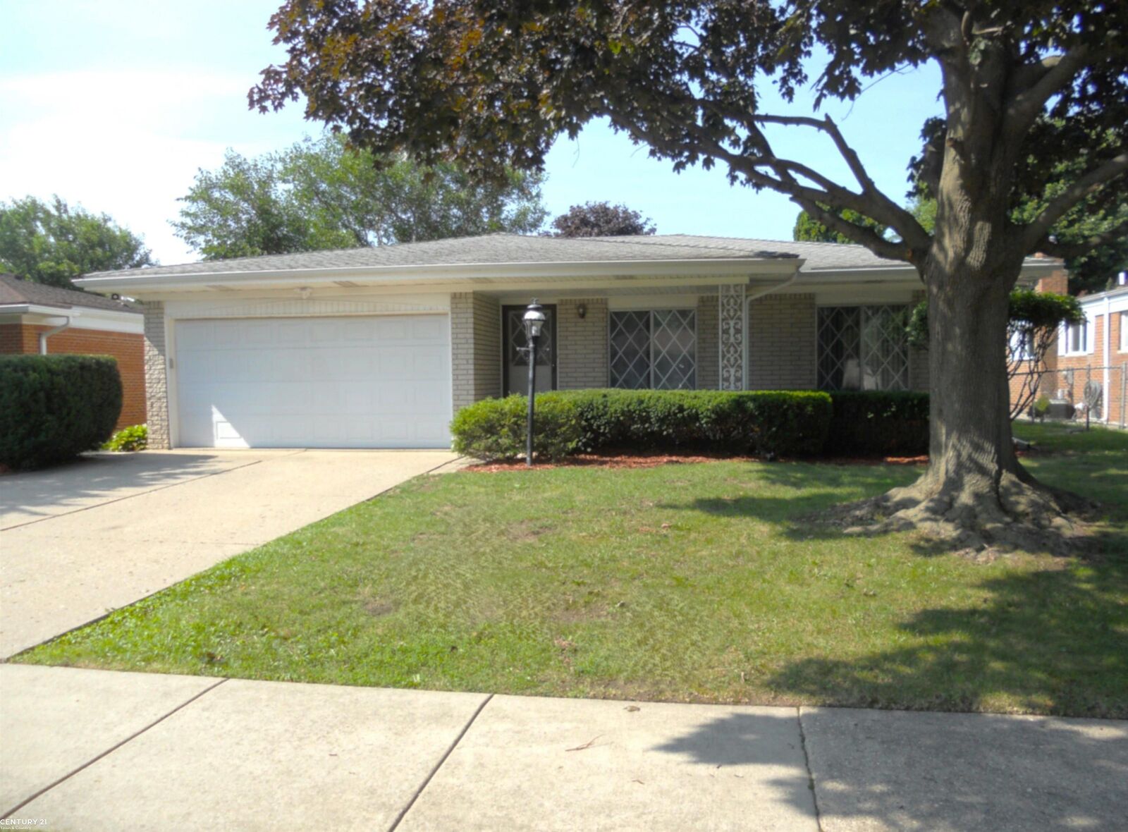 Property Photo:  13587 Terra Santa Drive  MI 48312 