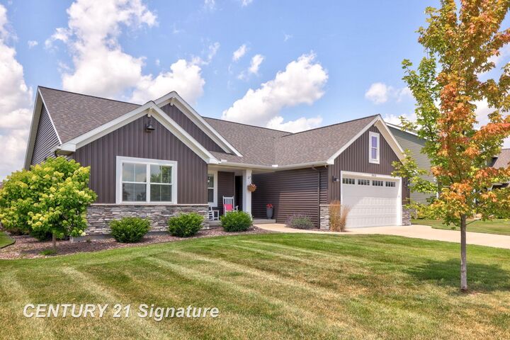 Property Photo: 3615 Coachmans Ridge Drive MI 48603