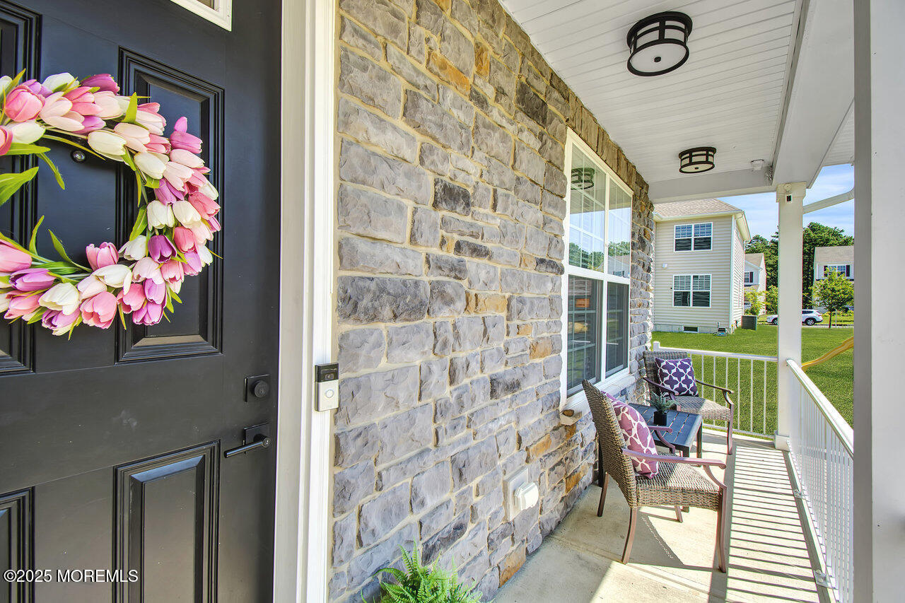 Property Photo:  9 Lobelia Lane  NJ 08857 