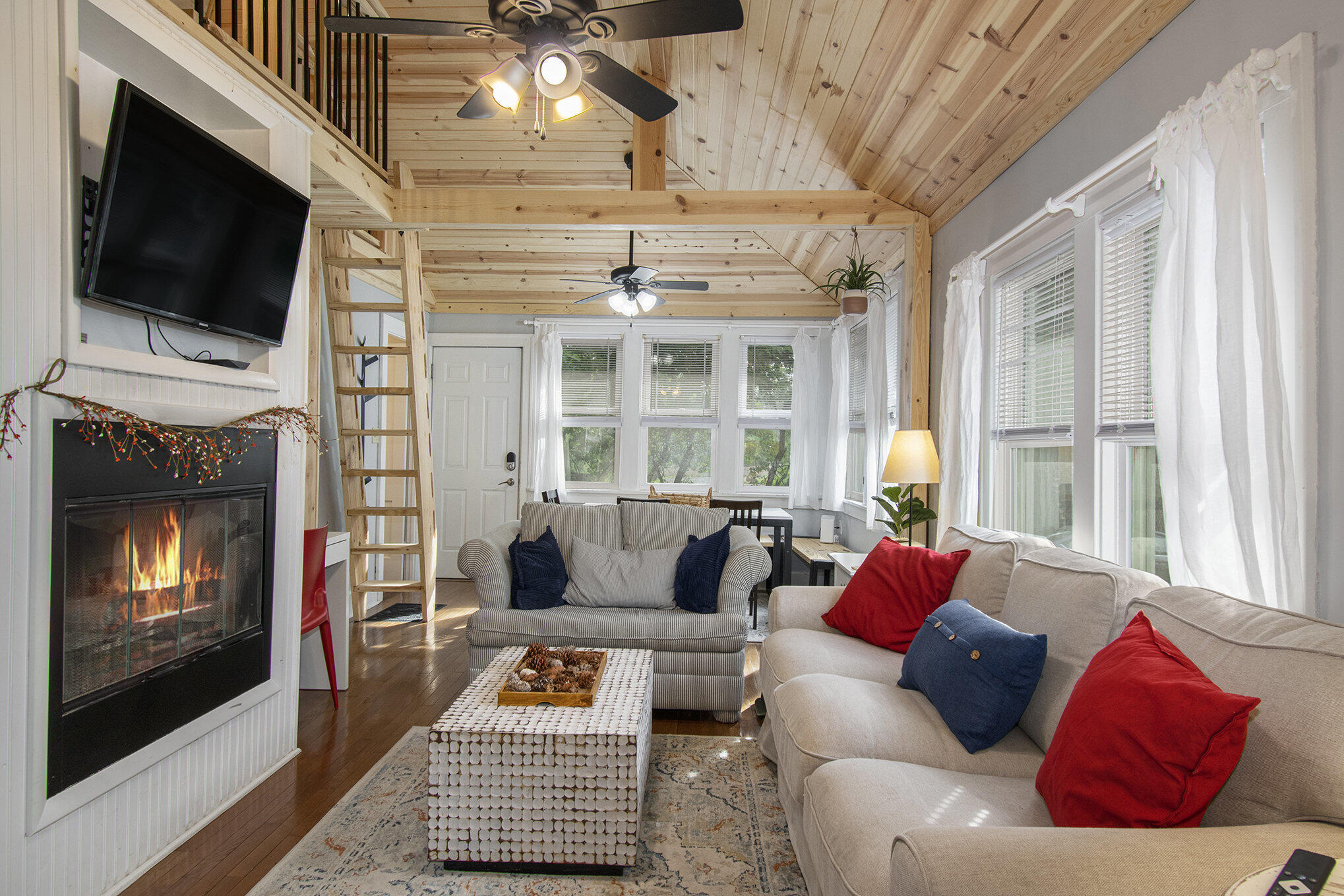Property Photo: 18 N Taylor Street MI 49117