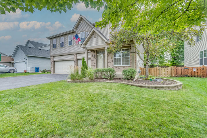 Property Photo: 171 Silbury Drive IL 60103