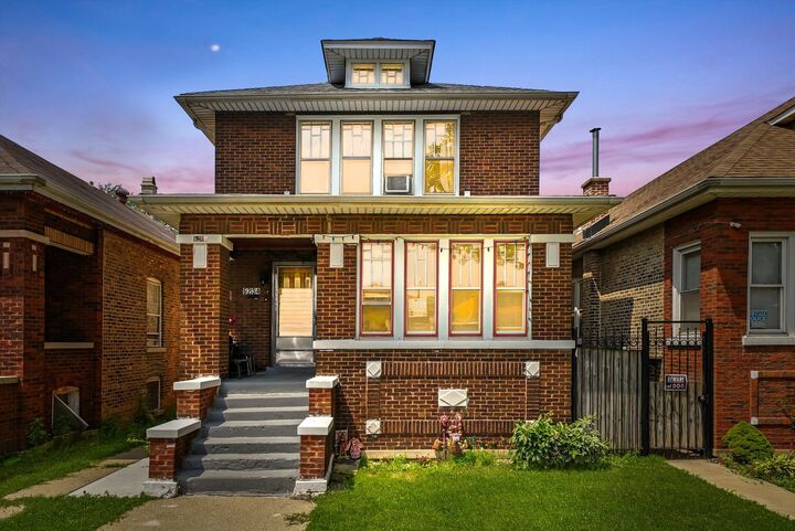 Property Photo:  6234 S Albany Avenue  IL 60629 
