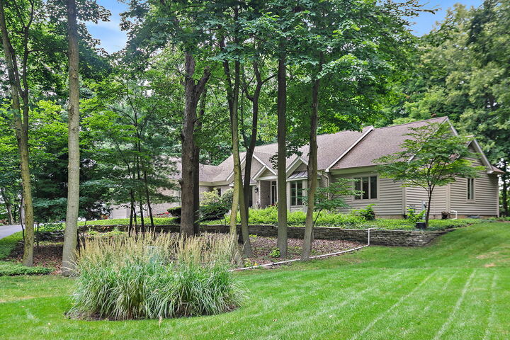 Property Photo: 8N644 Wood Bridge Lane IL 60124