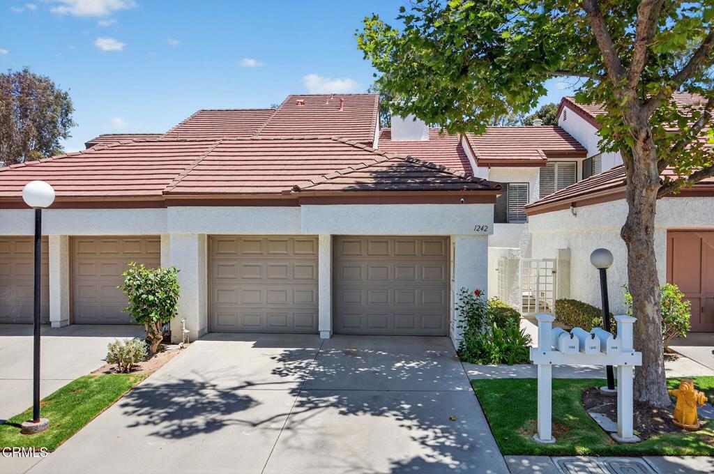 Property Photo:  1242 Calle Bonita  CA 93012 