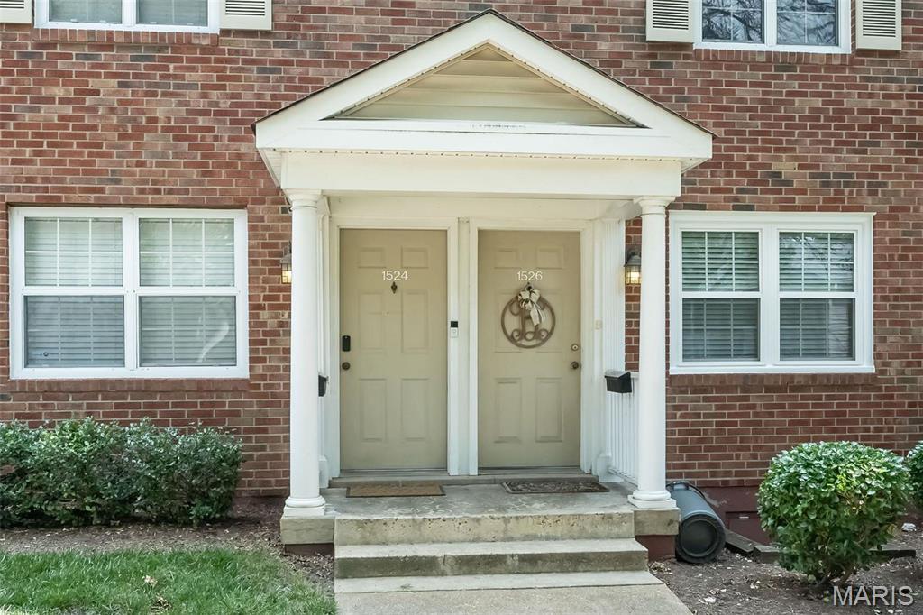 Property Photo: 1526 Thrush Terrace MO 63144