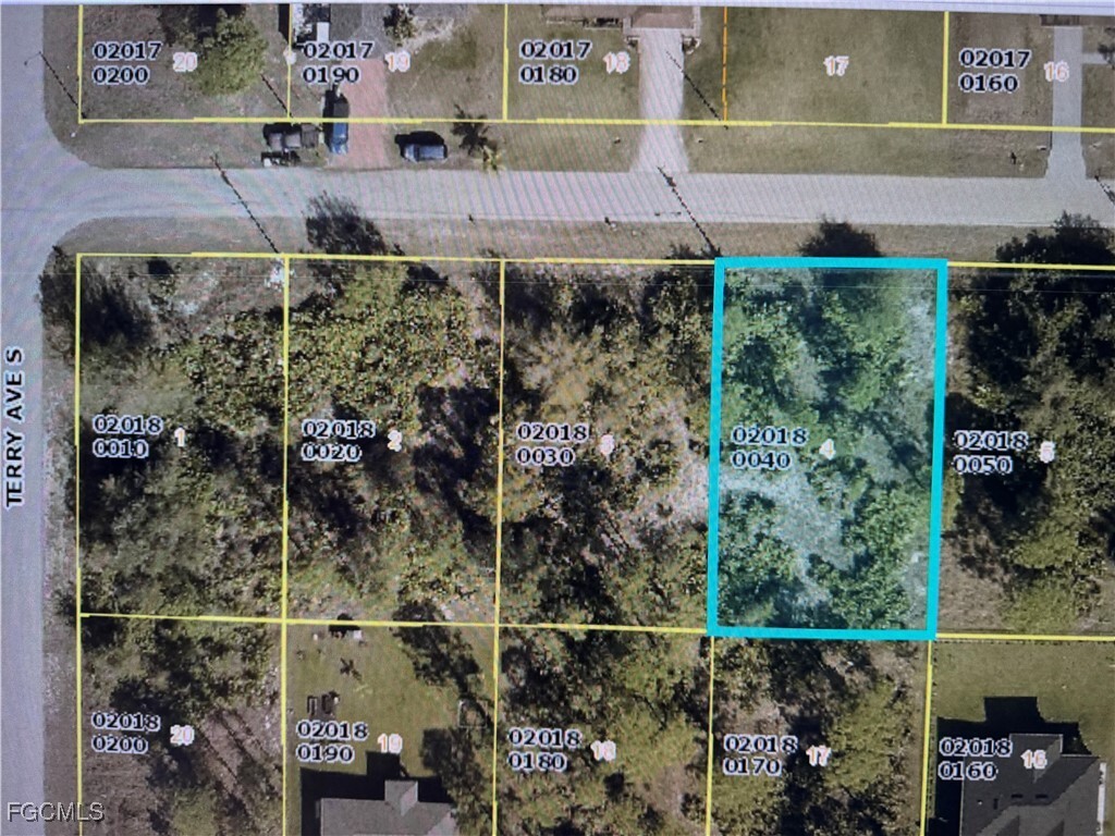 Property Photo: 3513 5th Street SW FL 33976