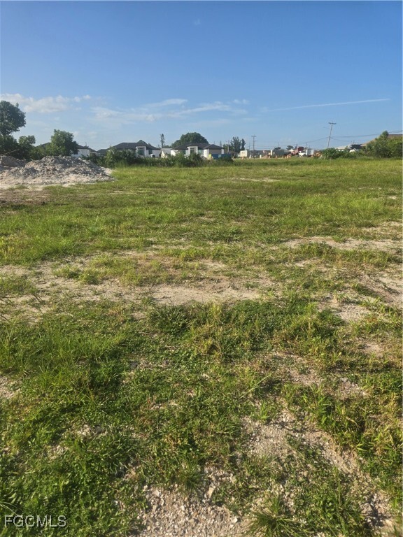 Property Photo: 401 NE 15th Street FL 33909