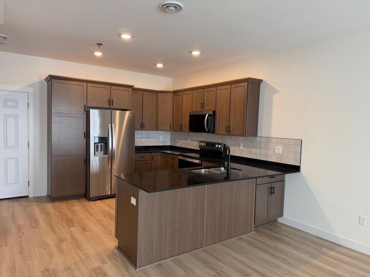 Property Photo:  5879 41 Street S  ND 58104 