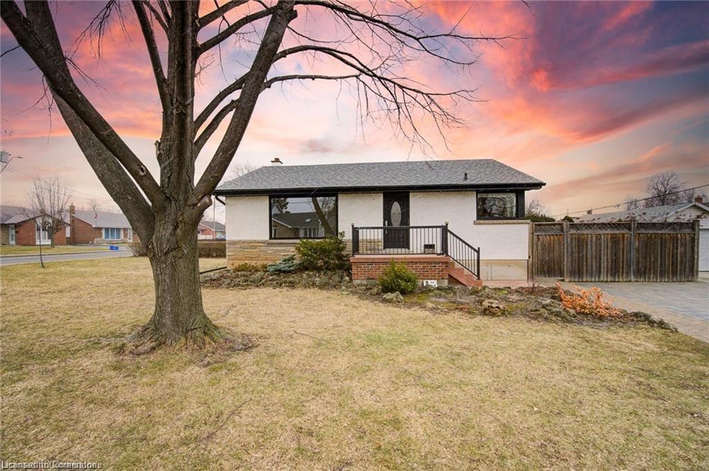 Property Photo: 94 Gailmont Drive Upper ON L8K 4B6