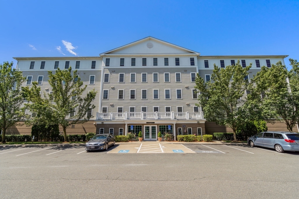 Property Photo: 10 Crowninshield St 408 MA 01960