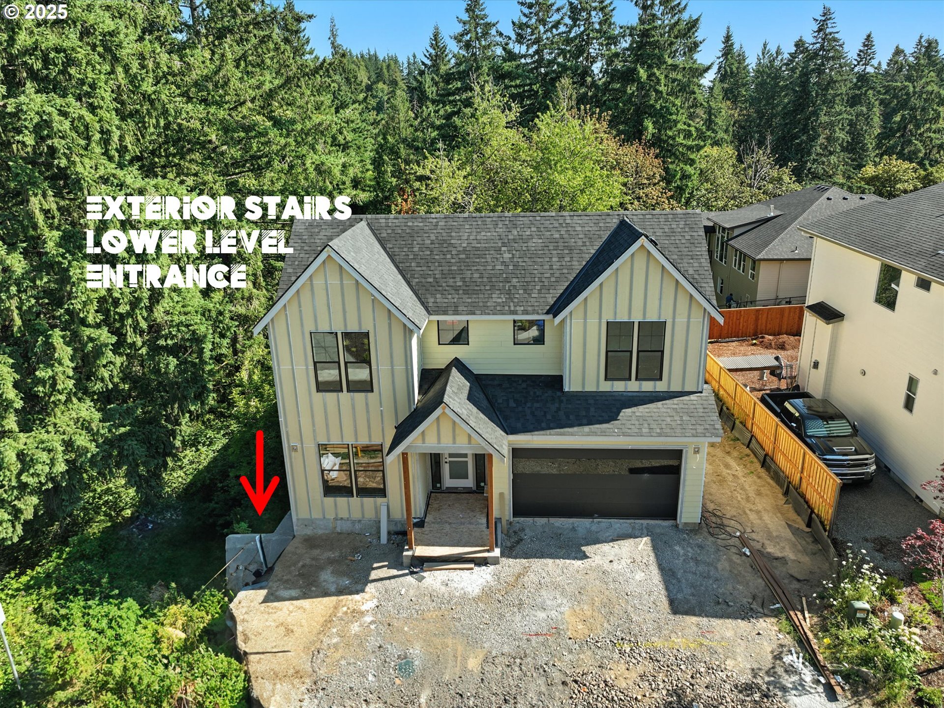 Property Photo: 16910 SE Siri Ct OR 97089