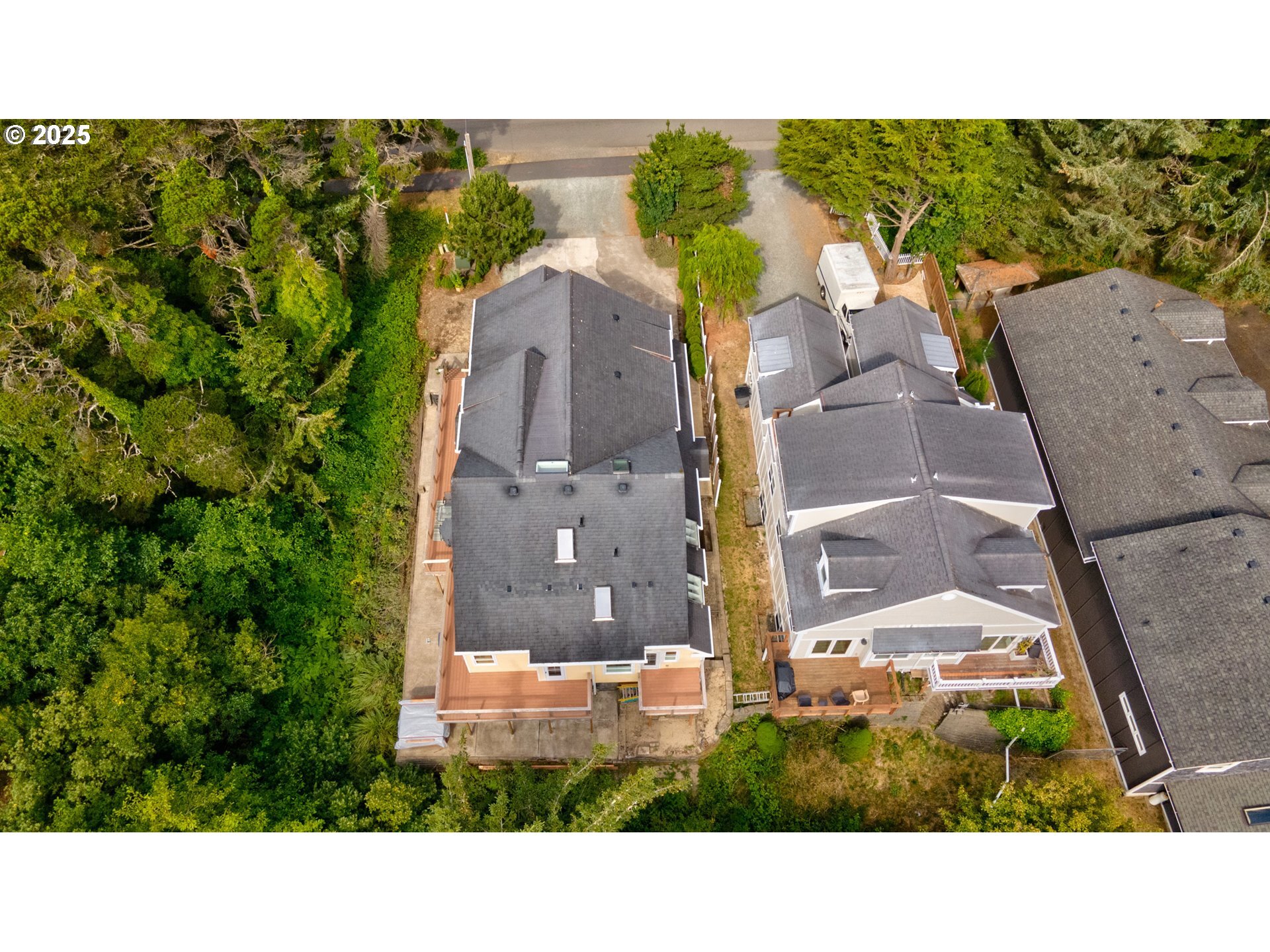 Property Photo: 34807 Necarney Blvd OR 97130