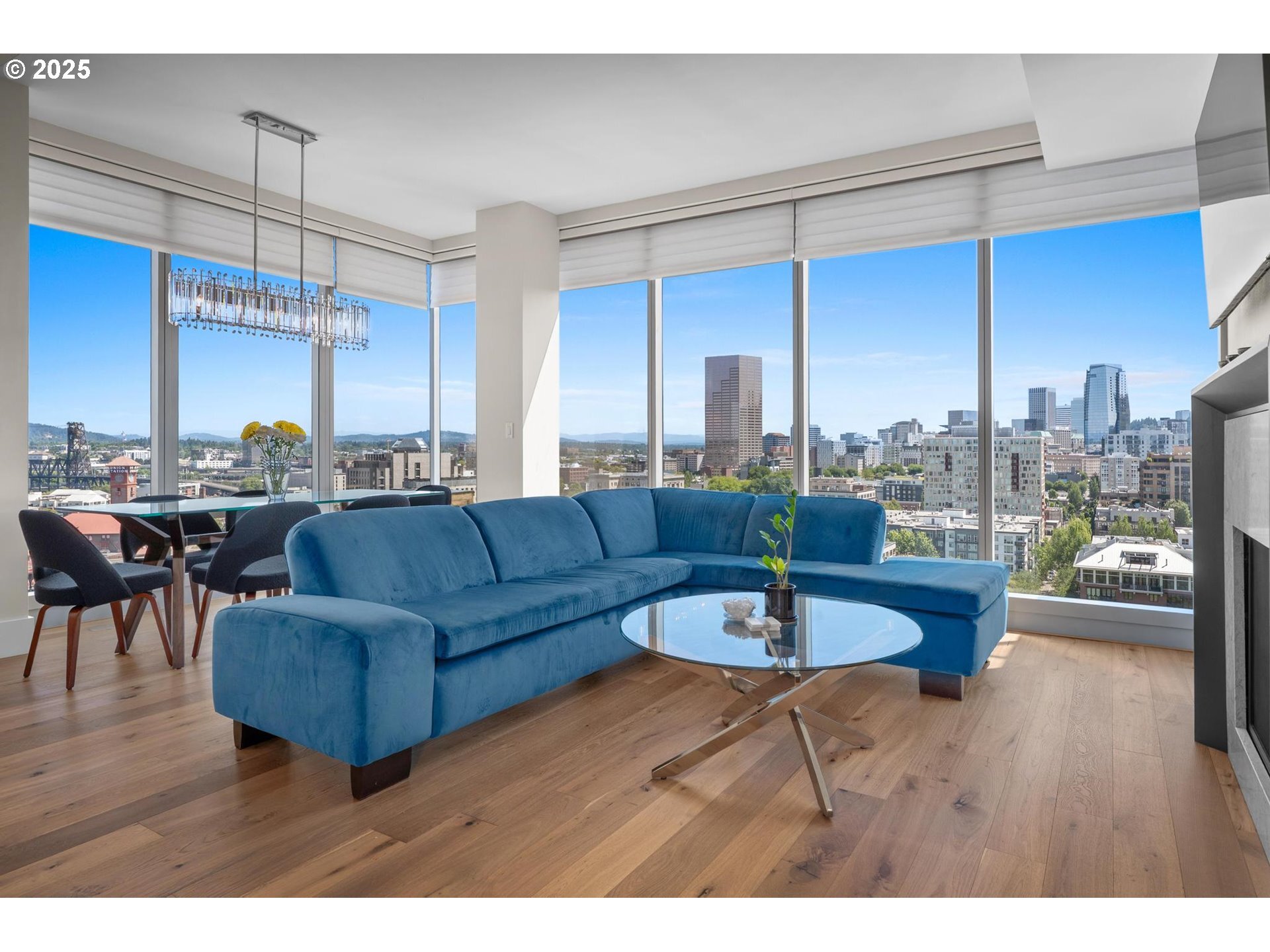 Property Photo: 1001 NW Lovejoy St 1412 OR 97209