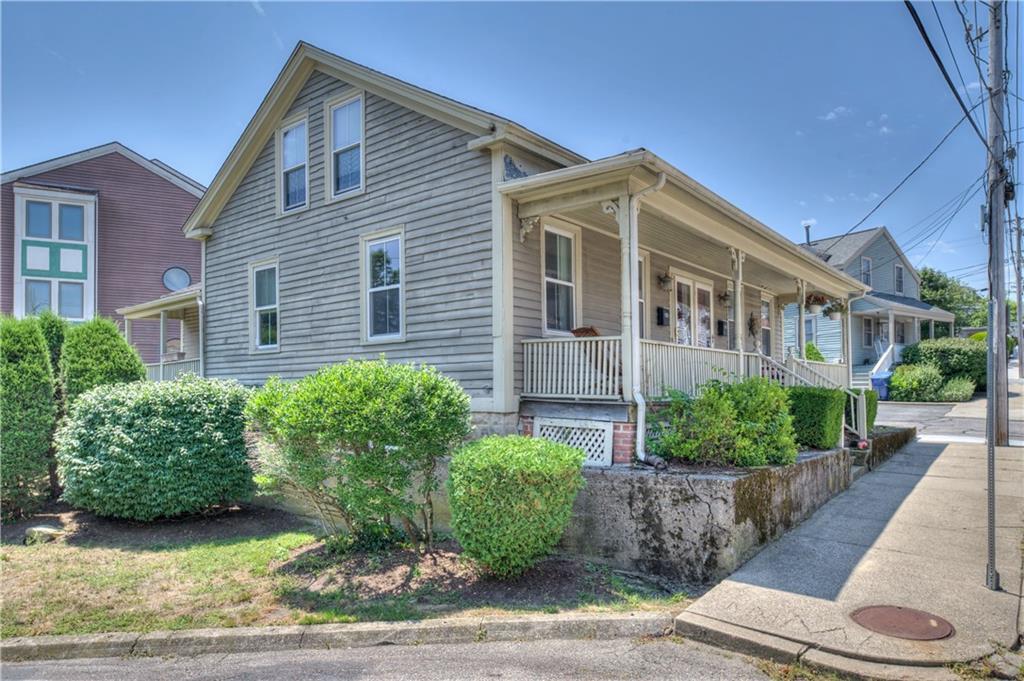 Property Photo:  33 London Street  RI 02818 