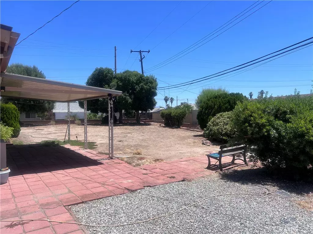 Property Photo:  28850 Wee Burn Way  CA 92586 