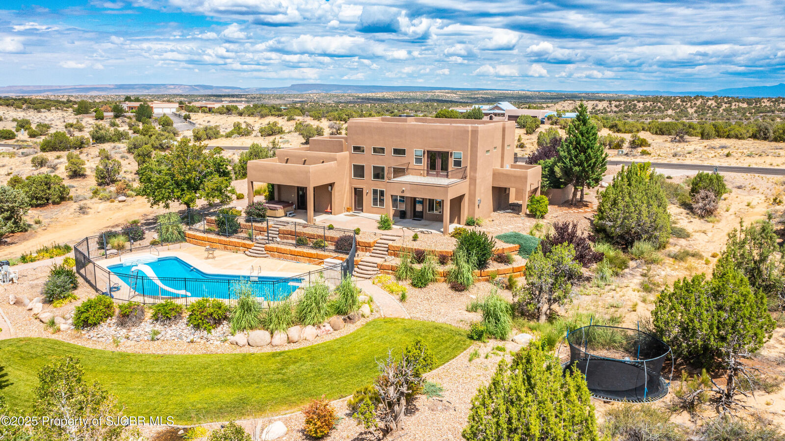 Property Photo: 5421 Colibri Place NM 87402