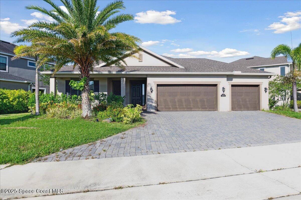 Property Photo: 2721 Casterton Drive FL 32940