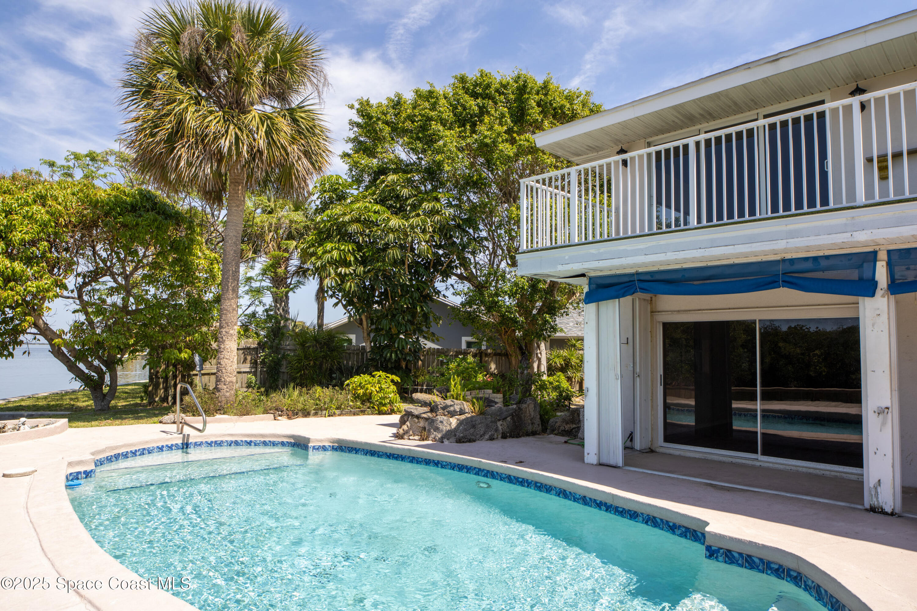 Property Photo: 278 Antigua Drive FL 32931