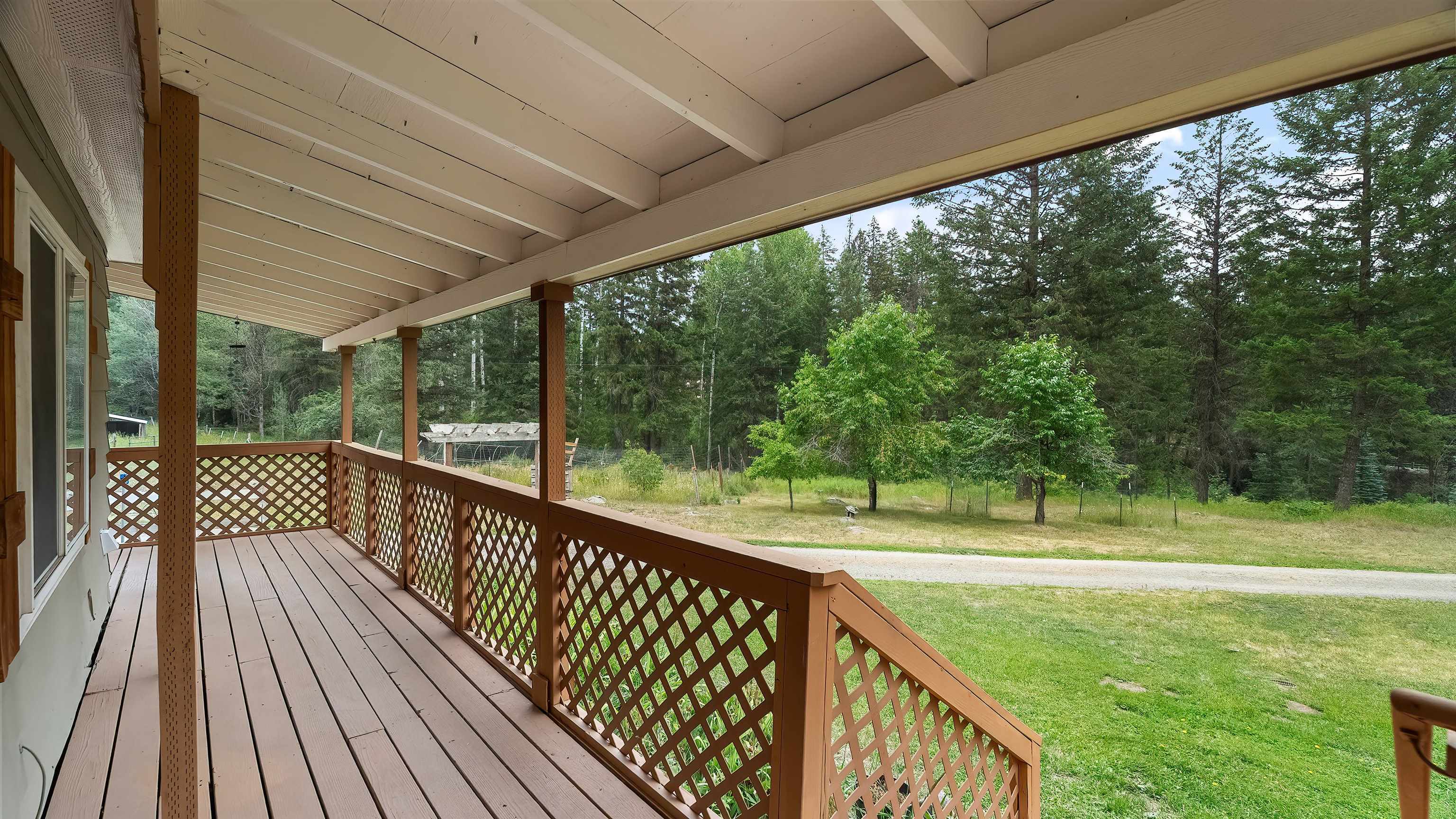 Property Photo: 1111A Hwy 20 East WA 99114