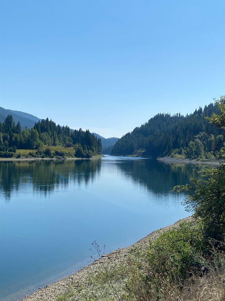 Property Photo:  111 S Main St  WA 99152-9999 