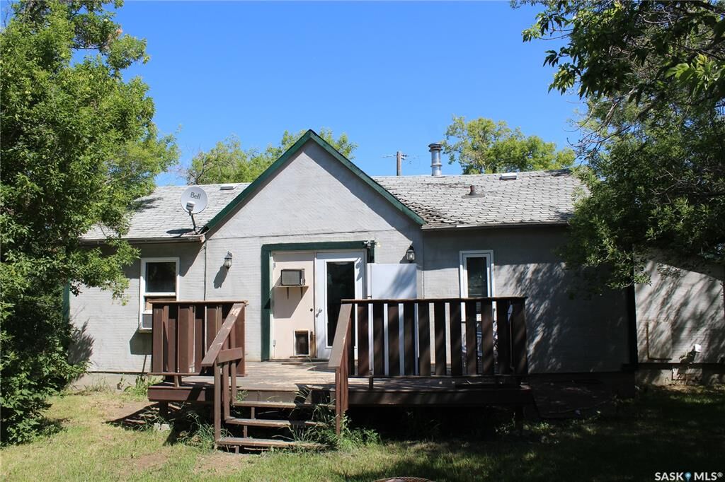 Property Photo: 5375 Eddys Avenue SK S0C 1H0