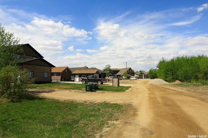 Photo de la propriété:  211 Lakeside Crescent  SK S0A 0L0 