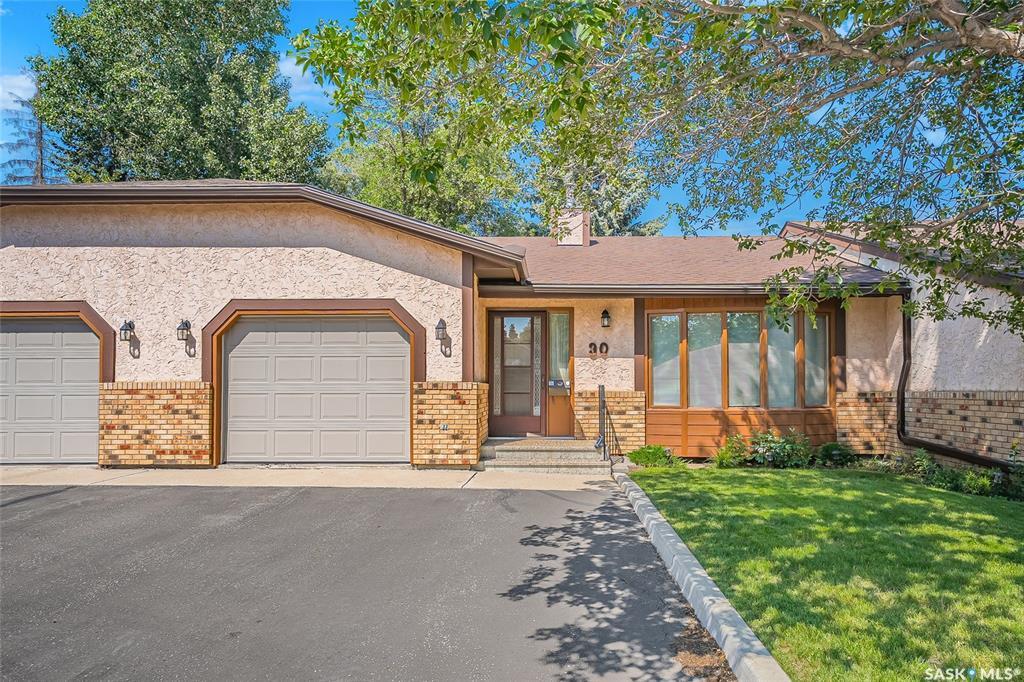 310 Kingsmere Boulevard 30  Saskatoon SK S7J 4S4 photo