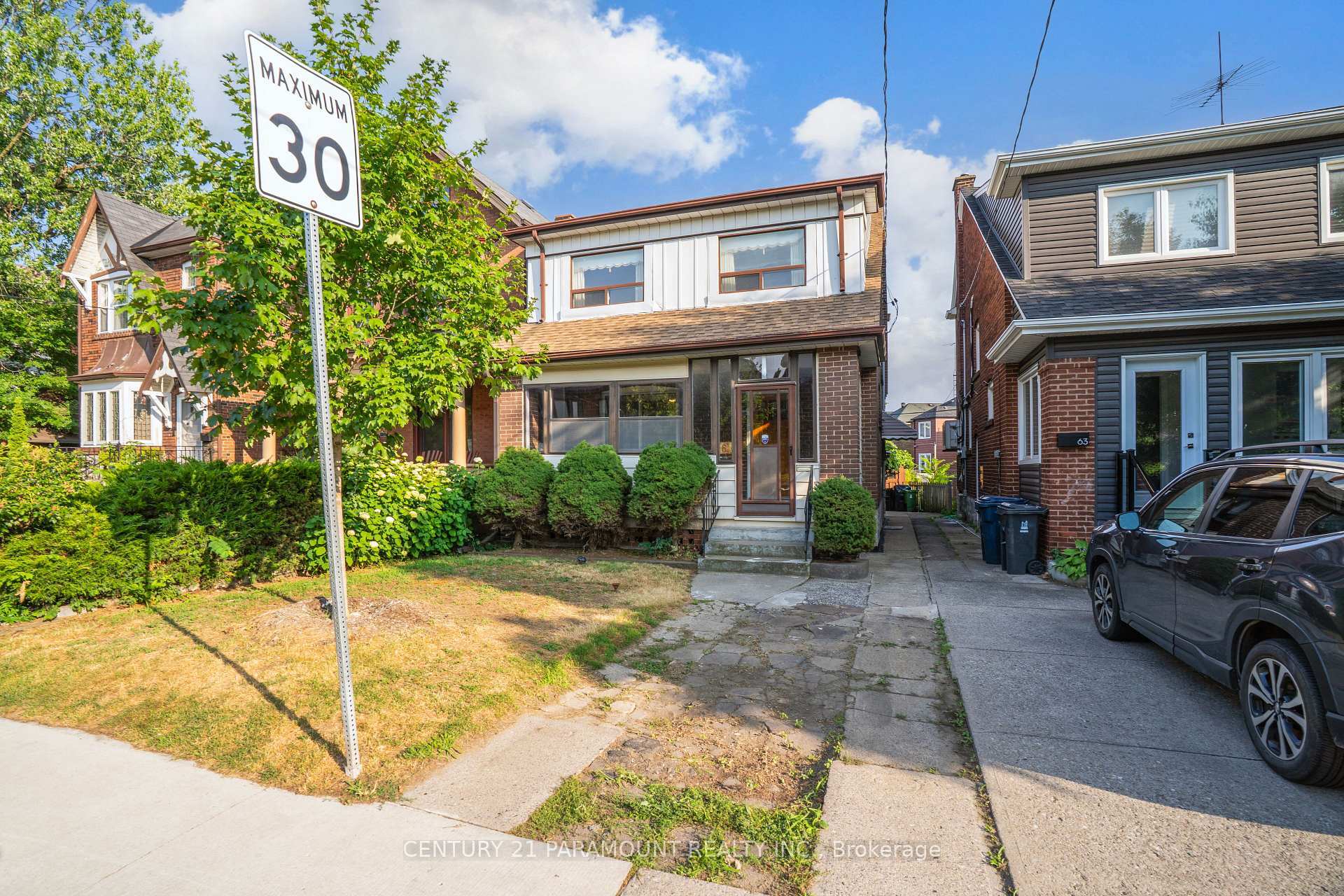 Photo de la propriété:  61 St Annes Road  ON M6J 2C4 