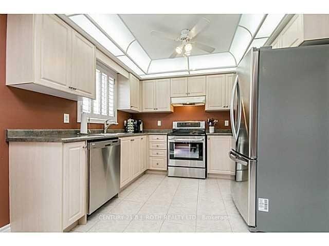 Photo de la propriété:  45 Butternut Drive 1  ON L4N 9Z8 