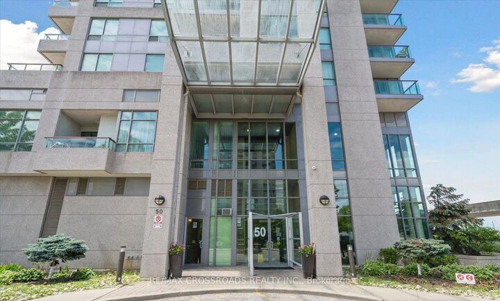 Photo de la propriété: 50 Brian Harrison Way 1201 ON M1P 5J4