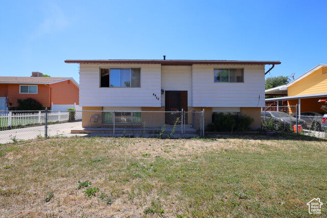 Property Photo: 4452 S Red Cherry Cir W UT 84120