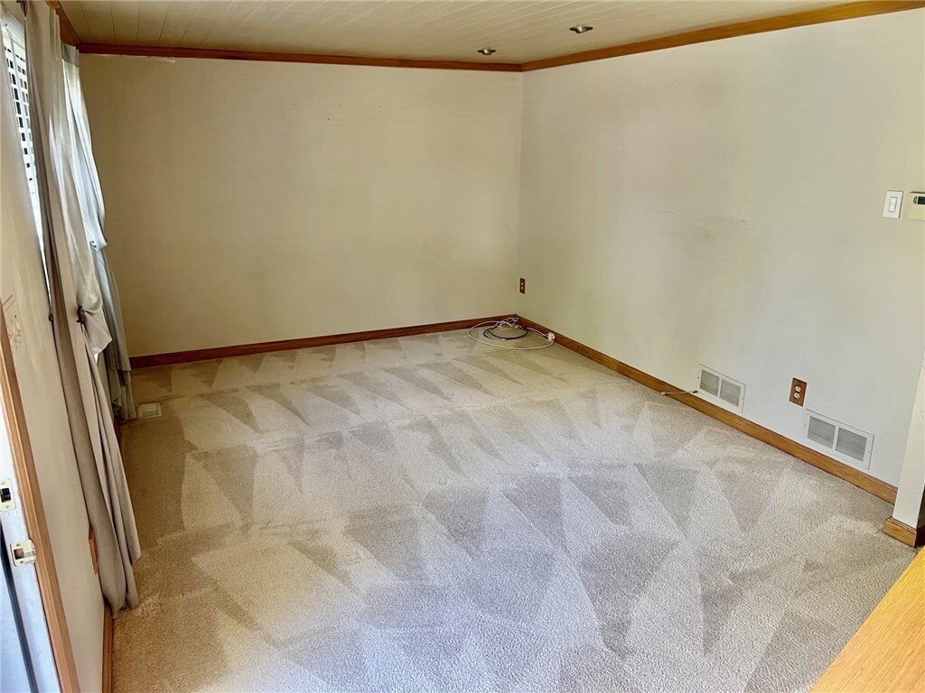Property Photo: 304 Cricketwood Ct PA 15317