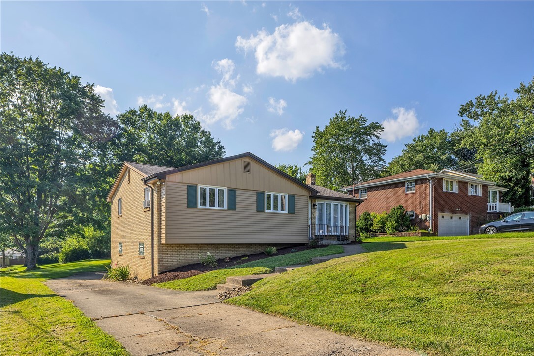Property Photo: 2207 Haymaker PA 15146