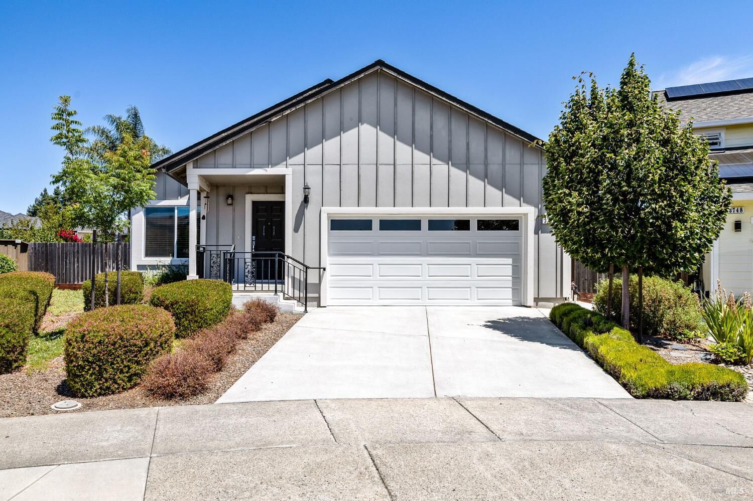 Property Photo:  3752 Hennessy Place  CA 95403 