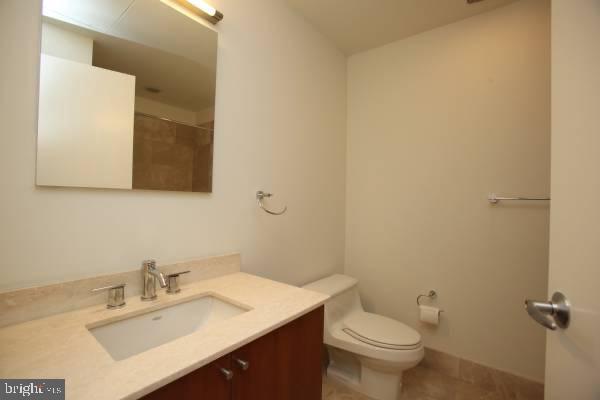Property Photo: 1101 Locust Street 8K PA 19107