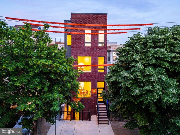 Property Photo: 903 Corinthian Avenue 2 PA 19130