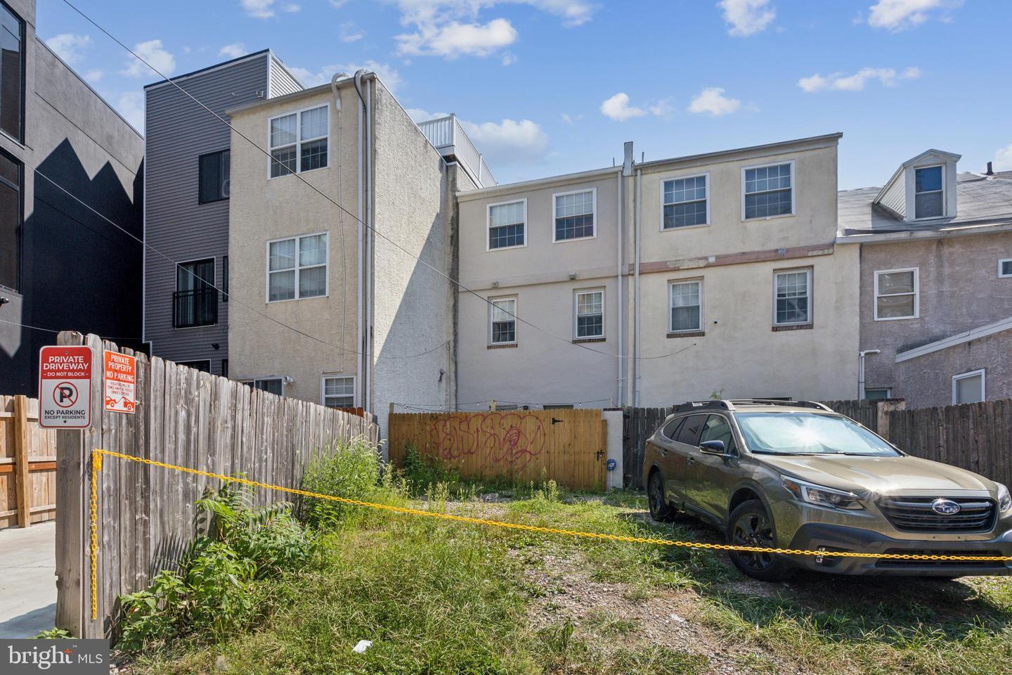 Property Photo:  1216 N 2nd Street  PA 19122 