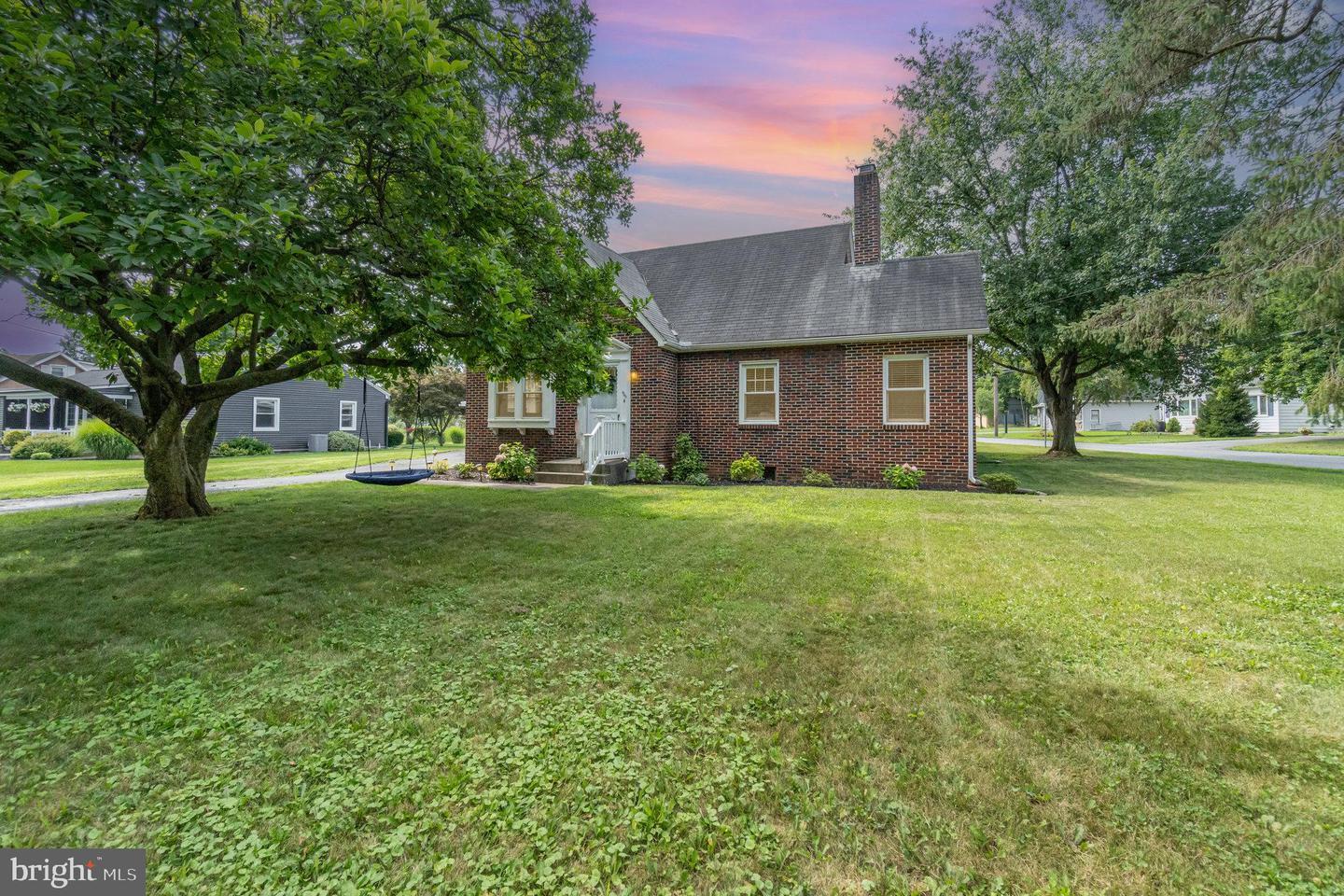 920 W Louther Street  Carlisle PA 17013 photo