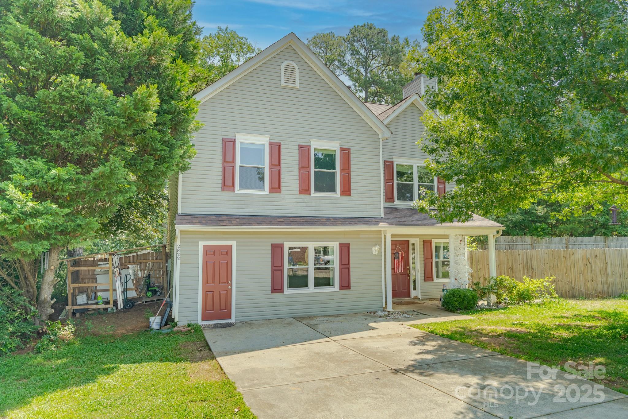 Property Photo: 2822 Round Hill Road SC 29730